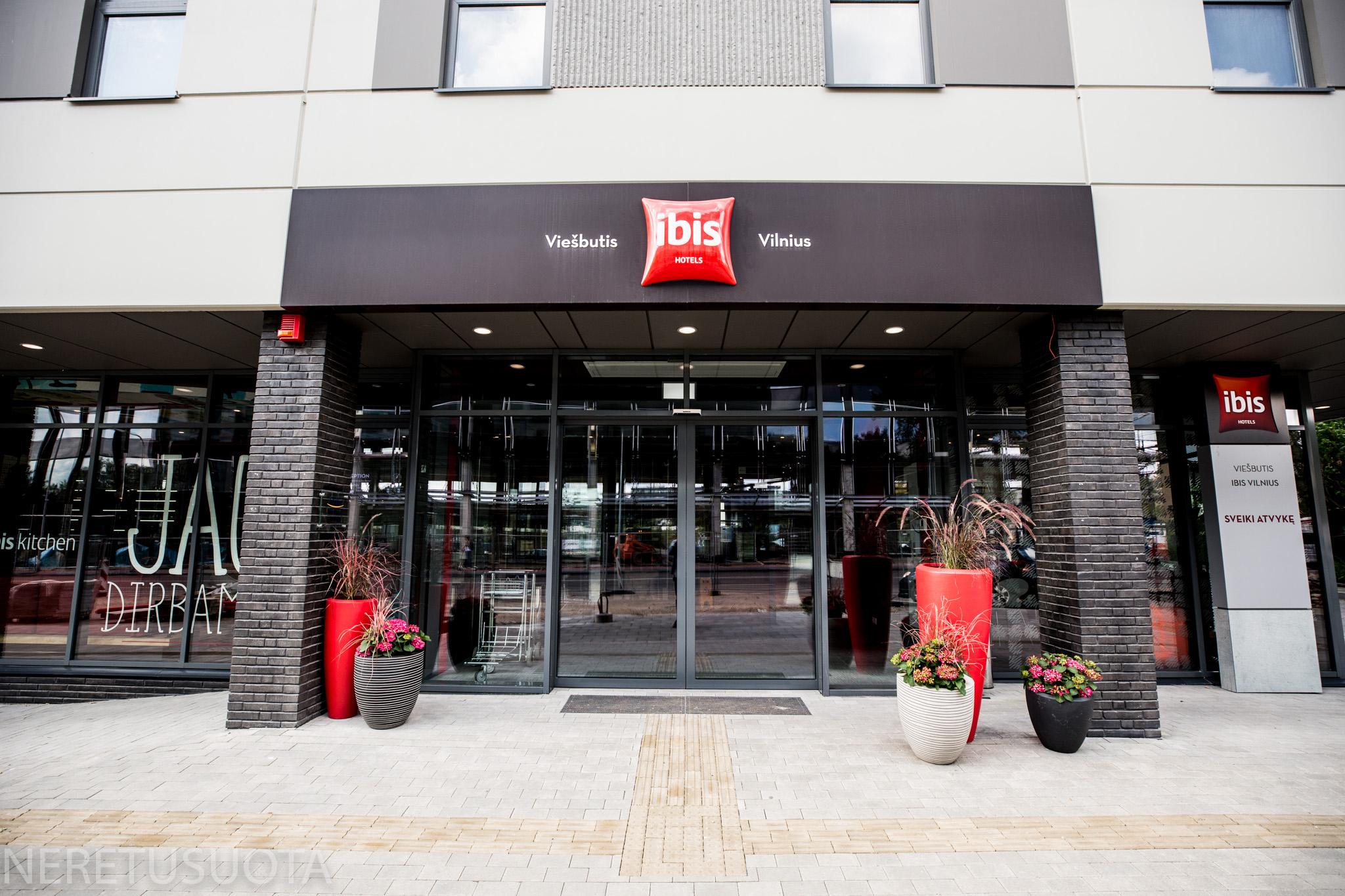 Hotel Ibis Vilnius Centre Esterno foto