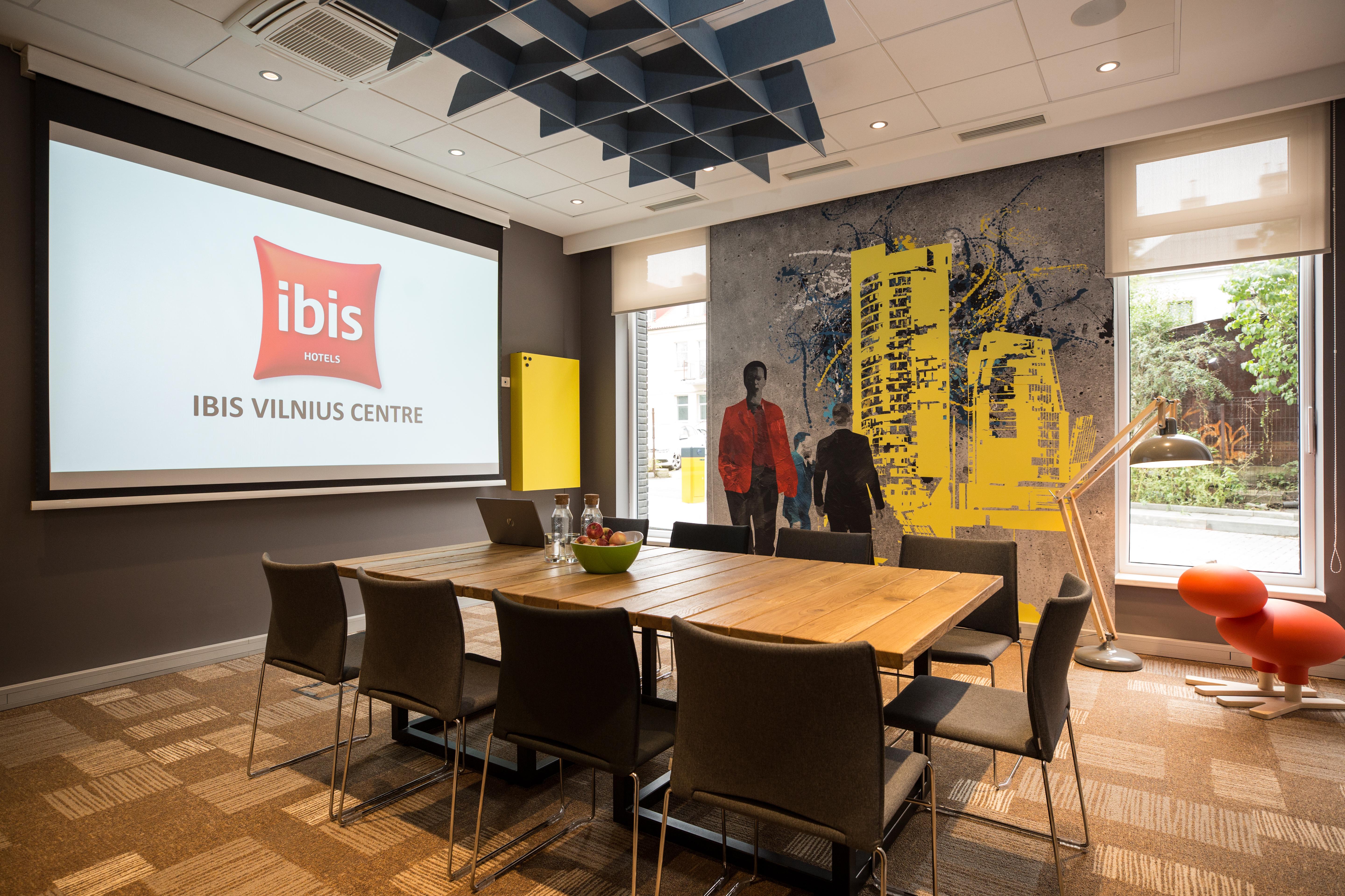 Hotel Ibis Vilnius Centre Esterno foto