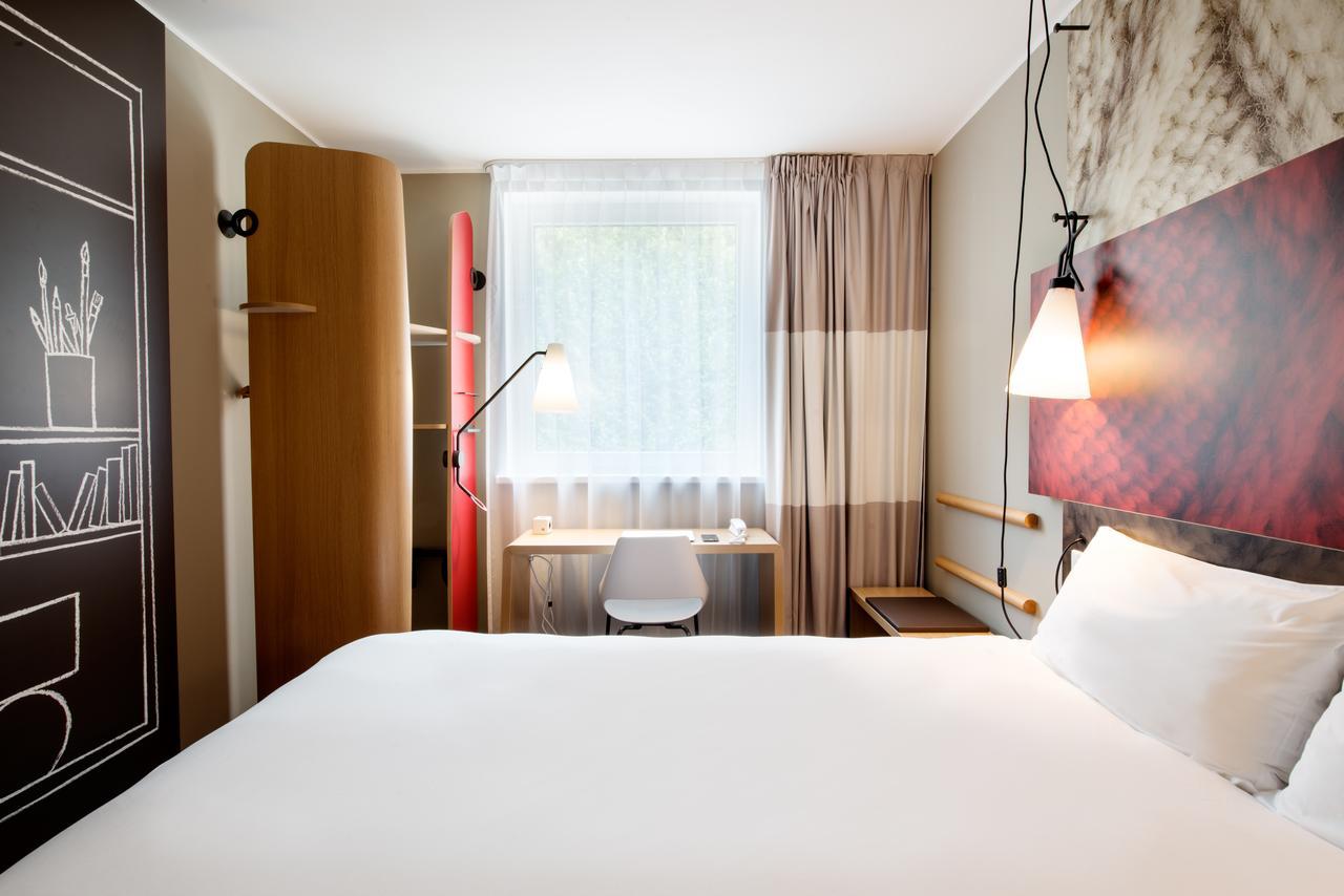 Hotel Ibis Vilnius Centre Esterno foto